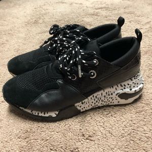 Steve Madden Cliff Women’s Sneakers